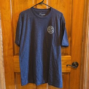SIG Sauer Men’s Charcoal Crewneck Logo T-Shirt Size XL. Never Worn